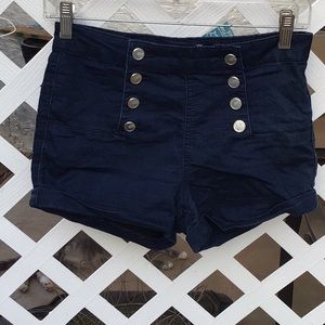 ALMOST FAMOUS DENIM SHORTS